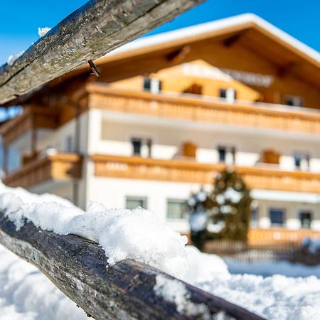 Pension Tannenhof Affittacamere Ahrntal Esterno foto